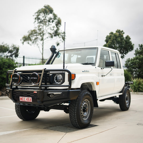 79 series Bull Bar