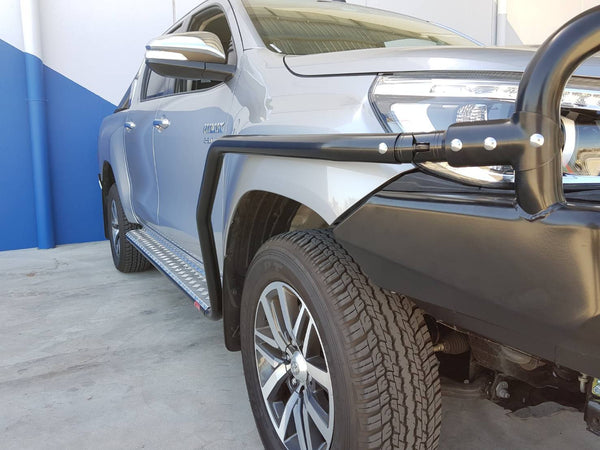 Hilux 2016-Current 039BSR808 Side Step and Rail Package (Chrome Step Plate) (60mm Bull Bar) - SKU MCC-01017-039BSR808