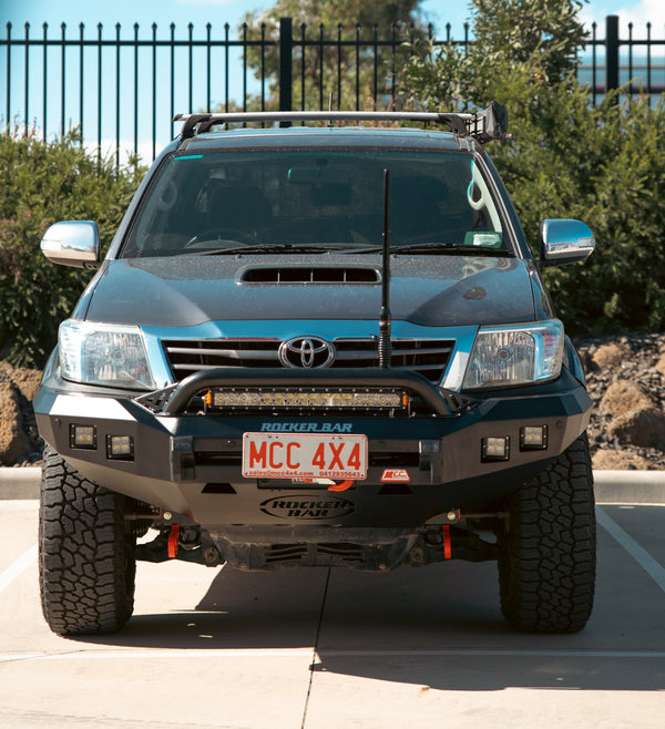 Hilux GGN25R 2005-2011 078-01SQL Rocker Bull Bar Single Low Loop Package - SKU MCC-01002-7801SQL