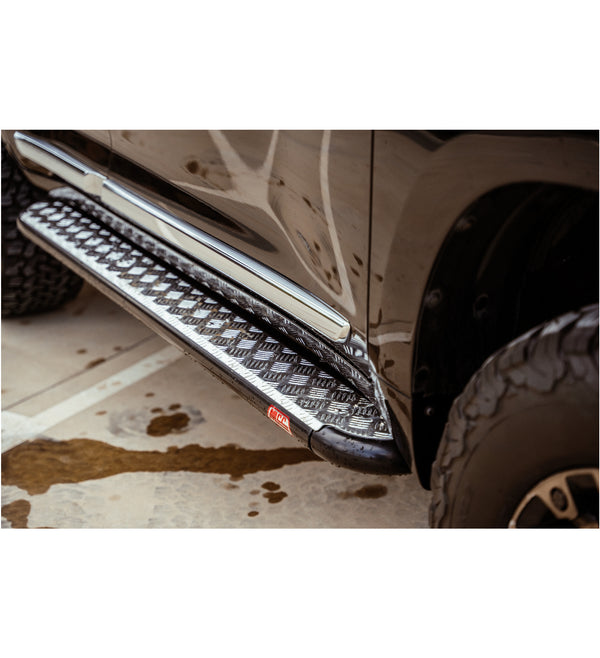 Land Cruiser 200 series Side Step